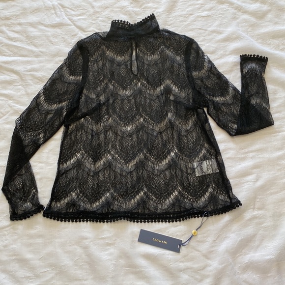 Leo Lin Lace Top *NEW* - Picture 2 of 12